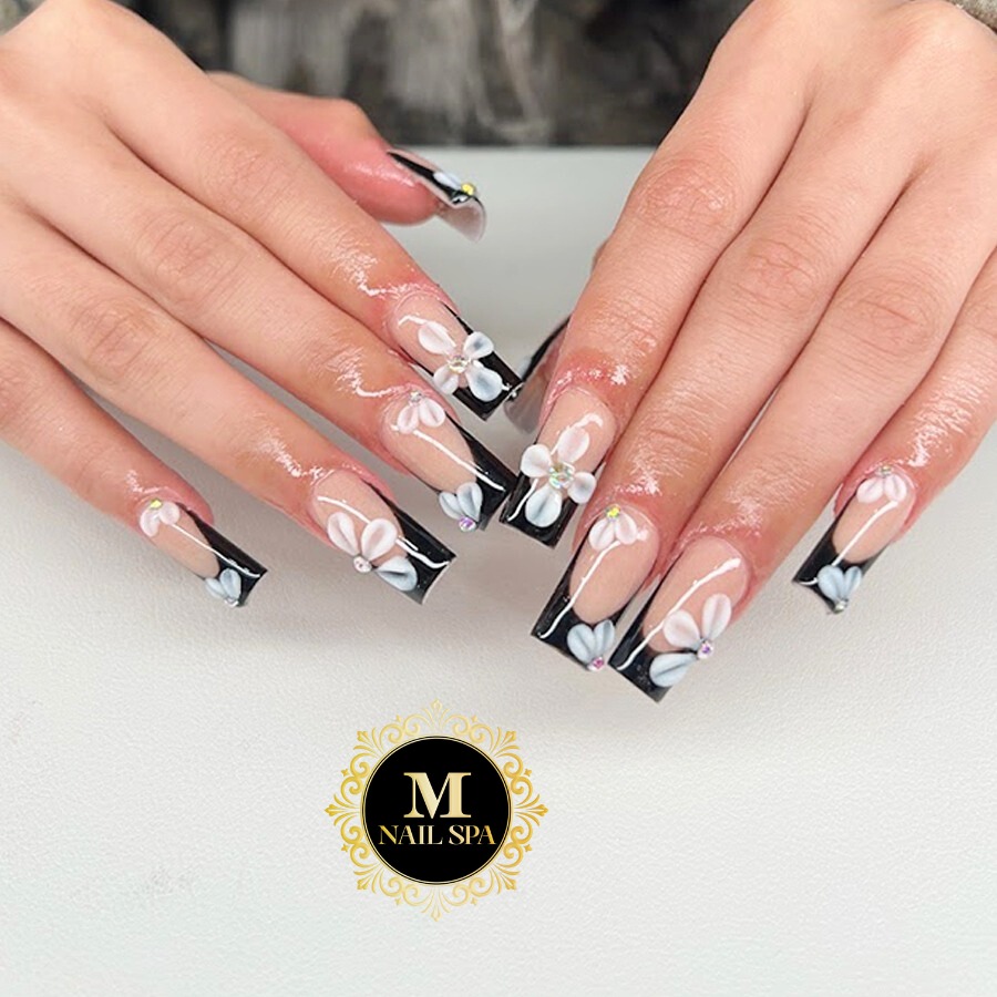 M Nail Spa